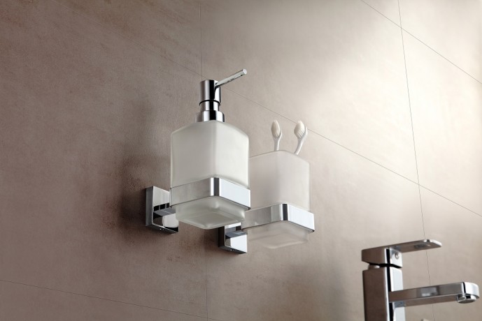 Стакан LANGBERGER LEDRO 21811A подвесной цвет хром