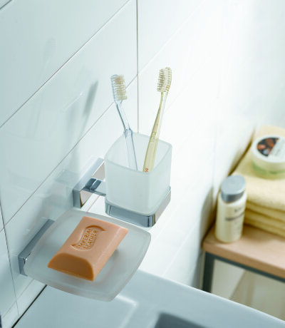 Стакан LANGBERGER ALSTER 11911A подвесной цвет хром